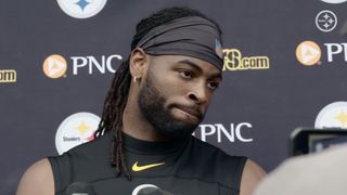 Steelers' Najee Harris Sends Furious Twitter Rant Regarding Disrespect (Najee Harris). Photo by Steelers.com